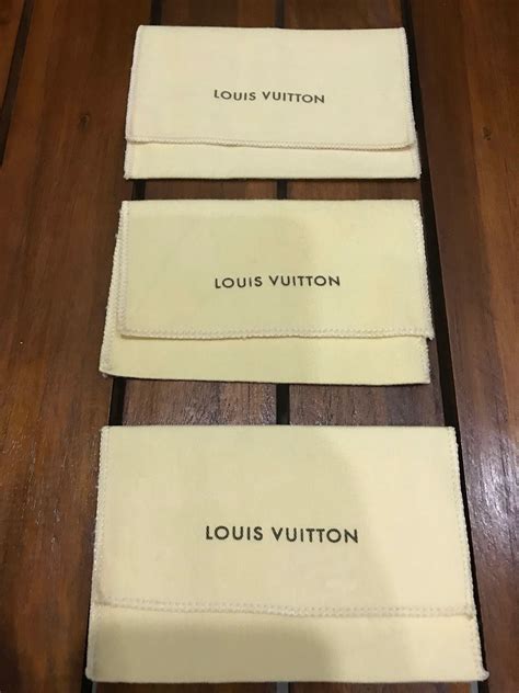 louis vuitton dust bag for wallet